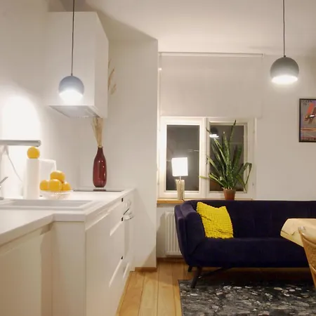 Tulbi Apartment, Self Check-in Lägenhet *
